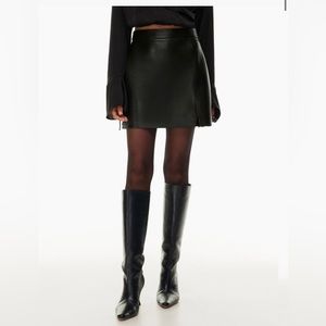 Wilfred - Patio Mini Skirt